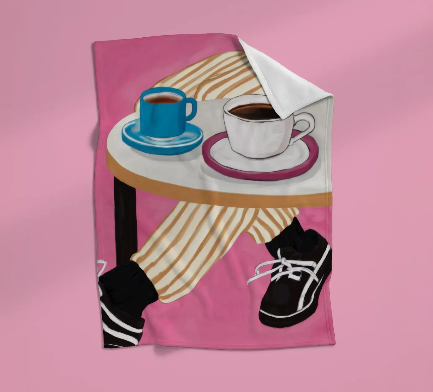 Cafe Table Perspective Fleecedecke von Veil Maya