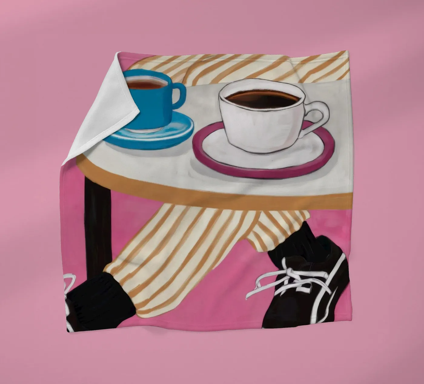 Cafe Table Perspective Fleecedecke von Veil Maya