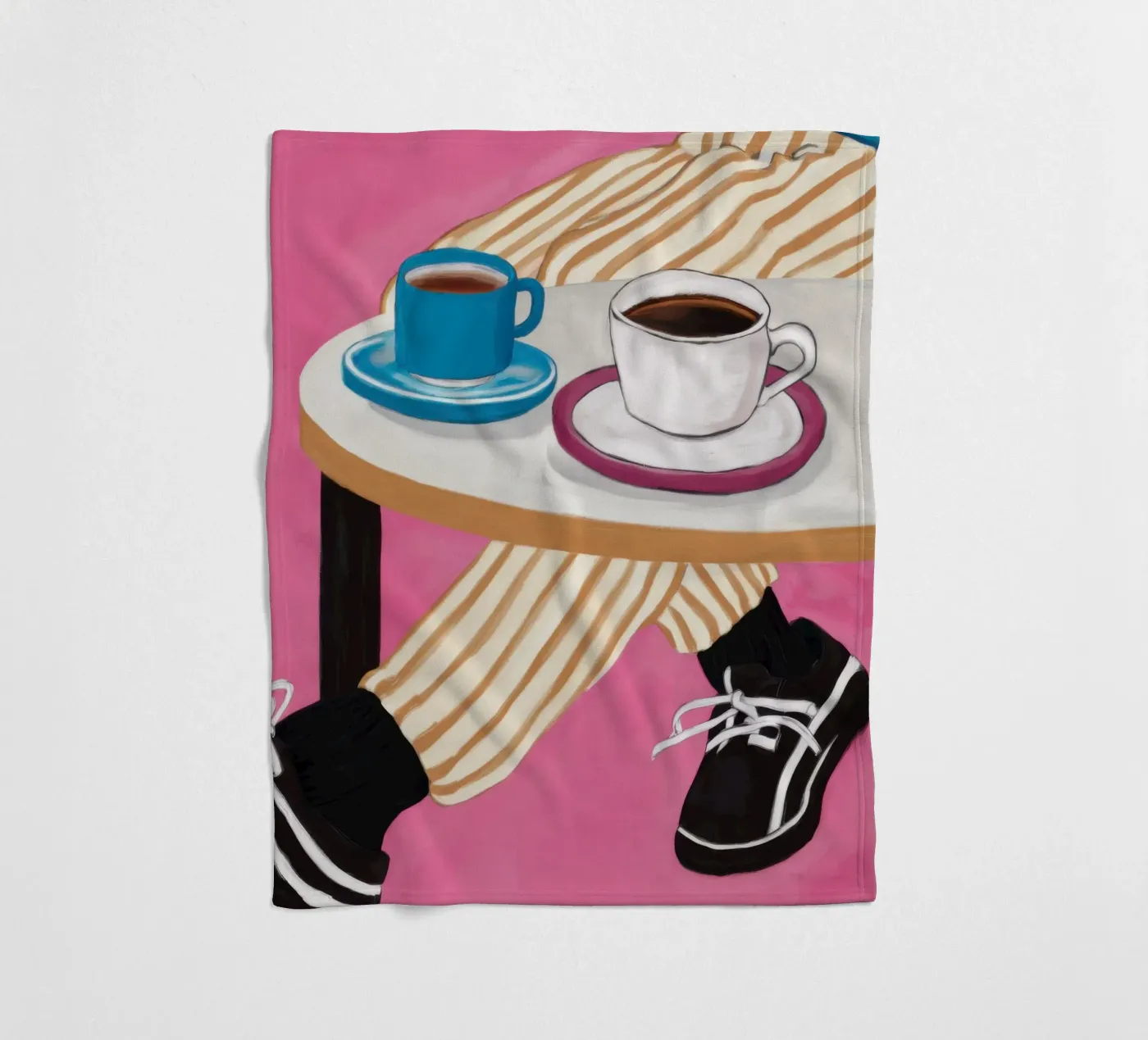 Cafe Table Perspective Fleecedecke von Veil Maya