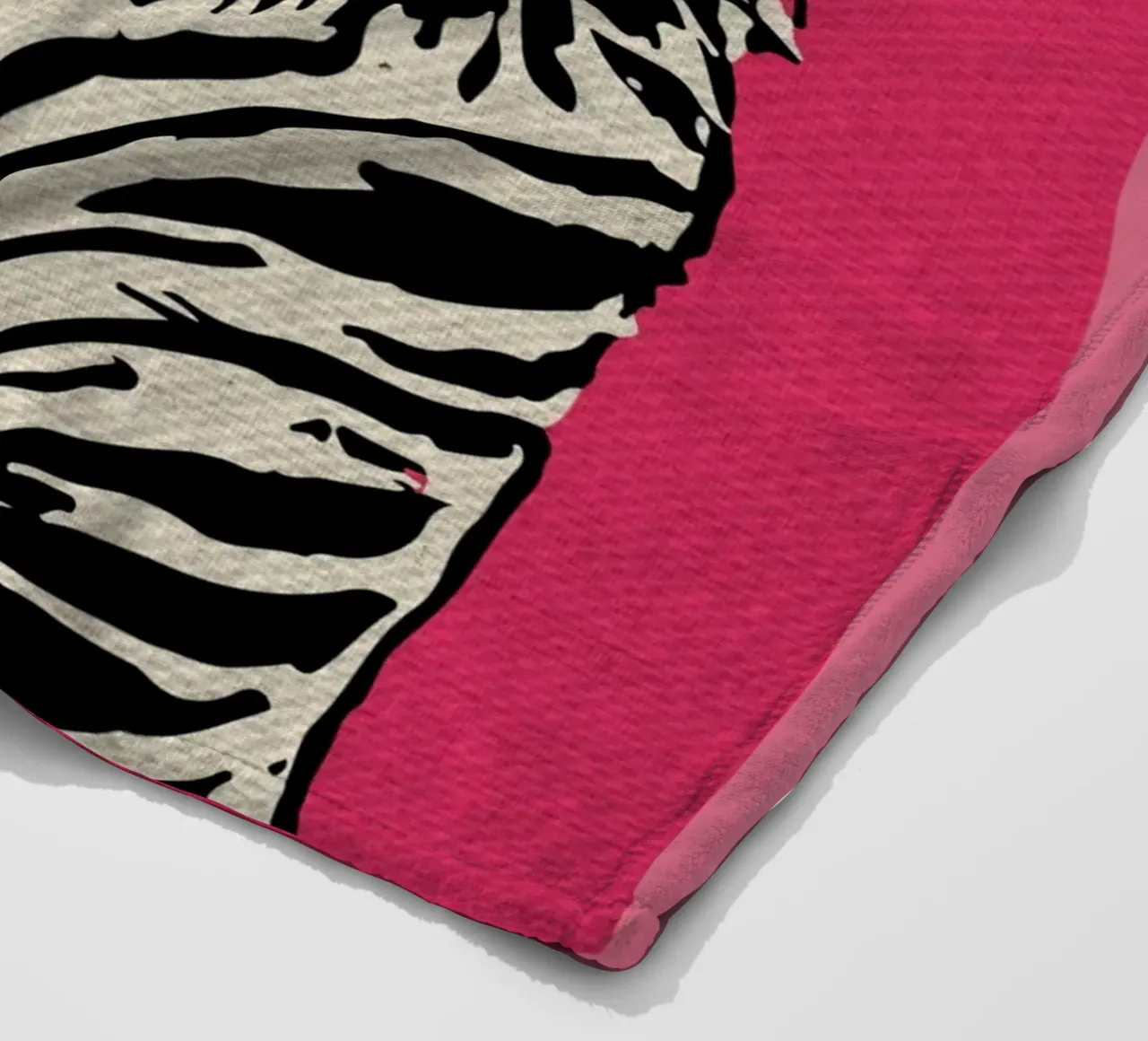 Divertente felino rosa coperta in pile da GaryStudio