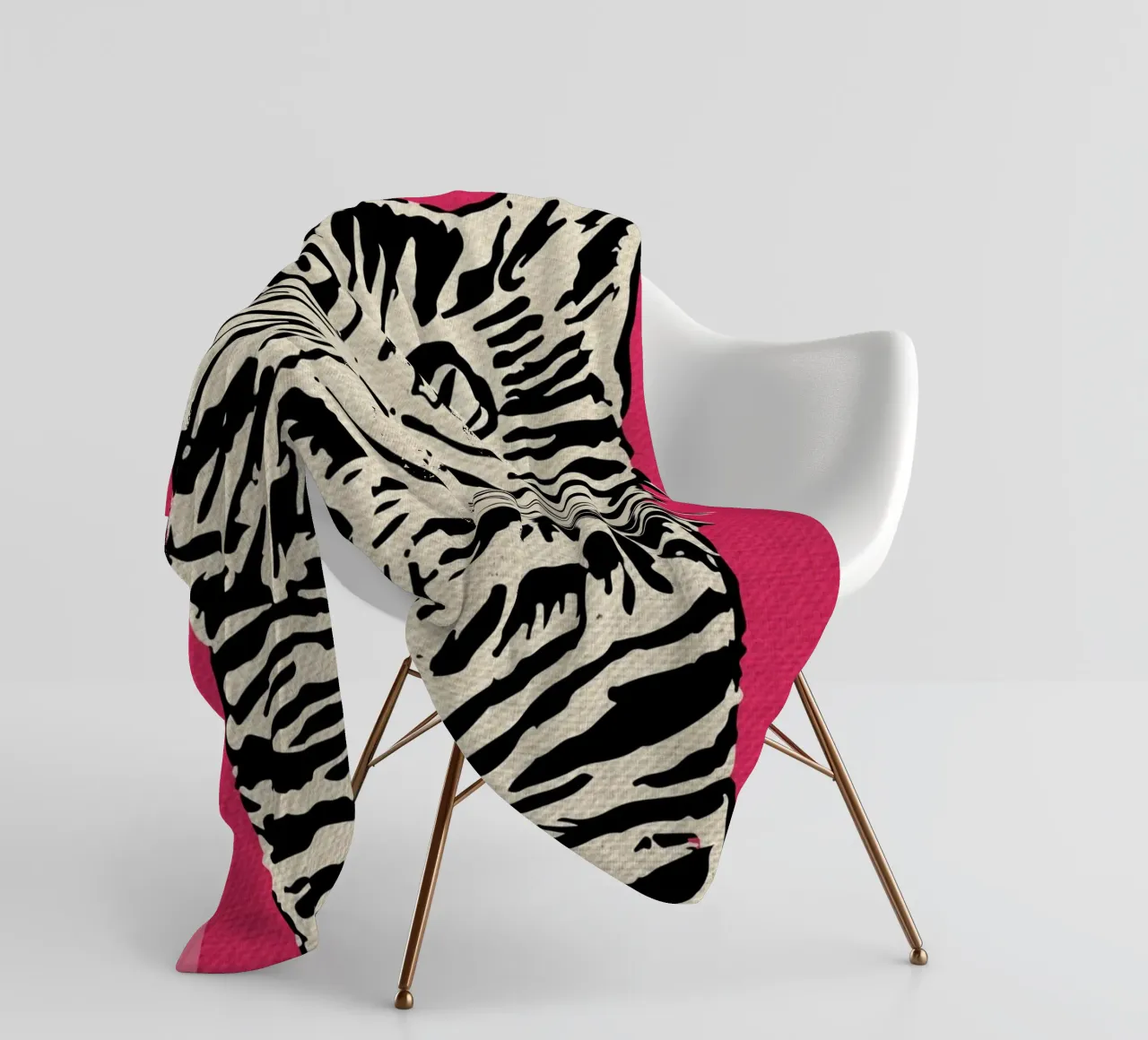 Divertente felino rosa coperta in pile da GaryStudio