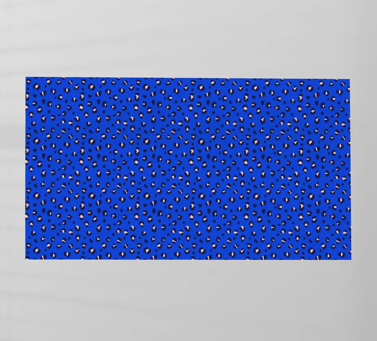 Leo Pattern pellicola backlit da Maren Gross