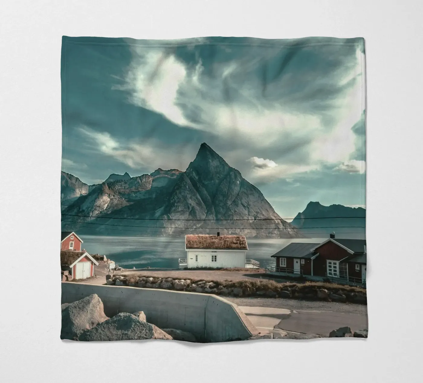 cabin rustic Fleecedecke von twillight