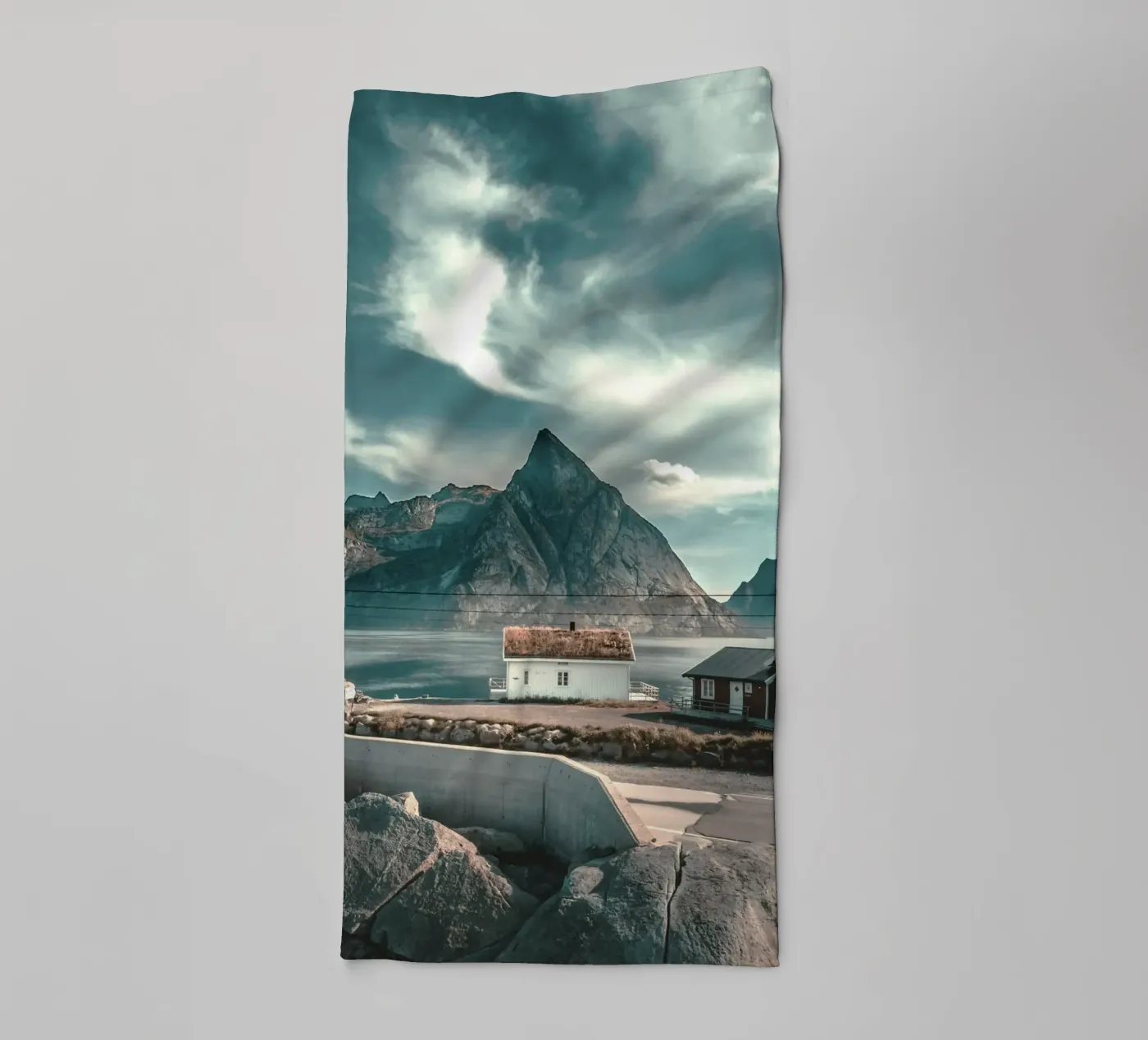 cabin rustic towel by twillight