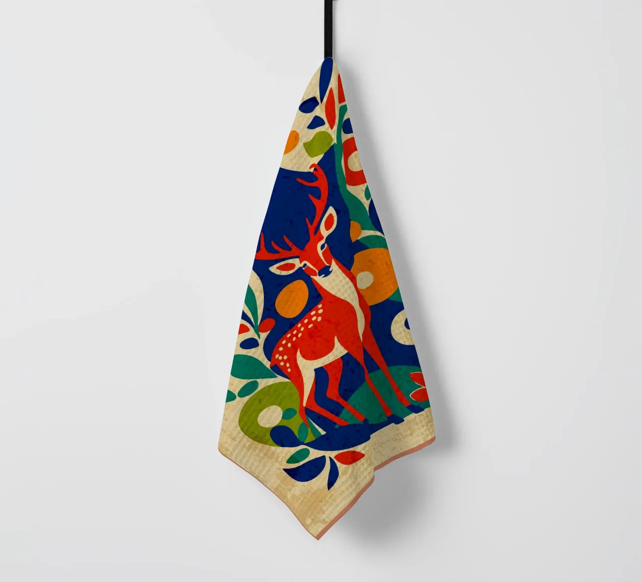 Cerf dans un motif floral torchon de Drew Studio