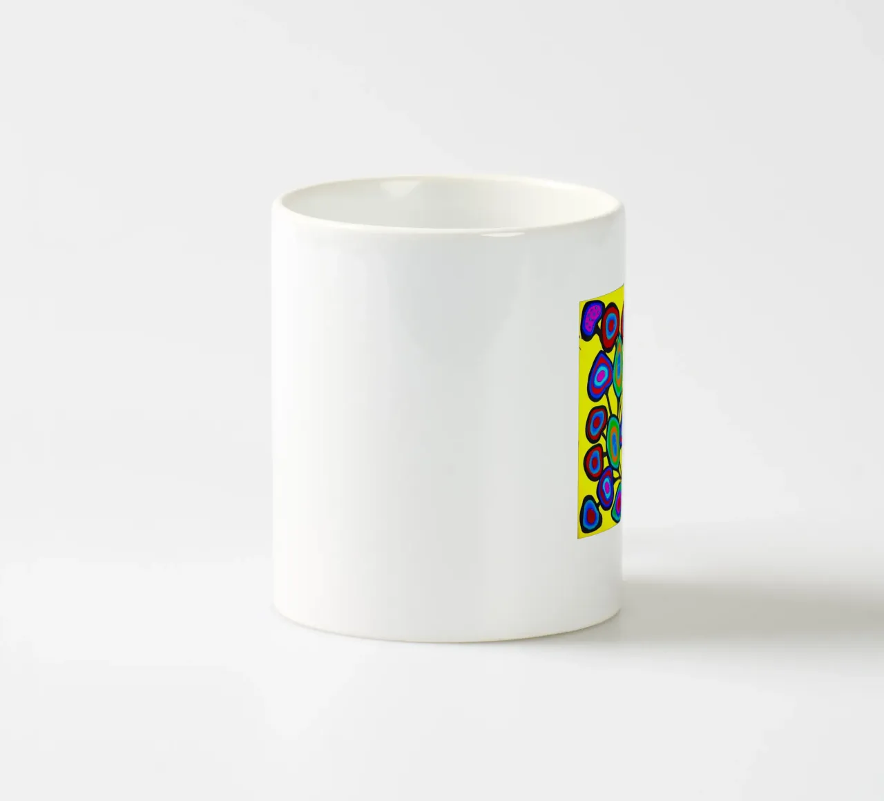 Floreale su giallo tazza in ceramica da ARTMAIACREATION