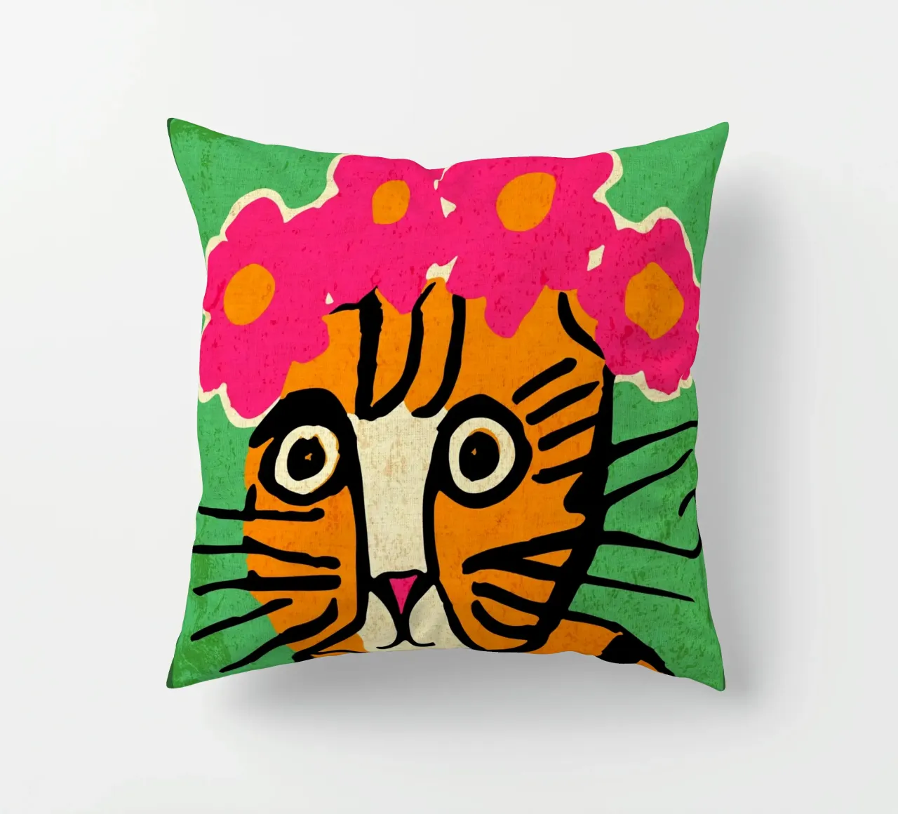 Gatto con corona di fiori cuscino da Drew Studio