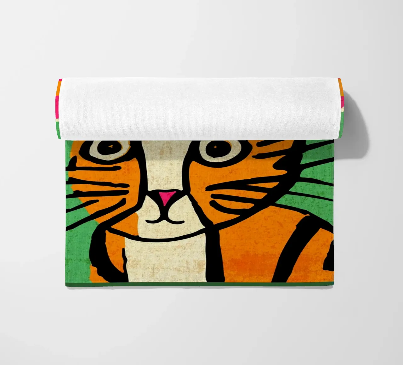 Gatto con corona di fiori telo mare da Drew Studio