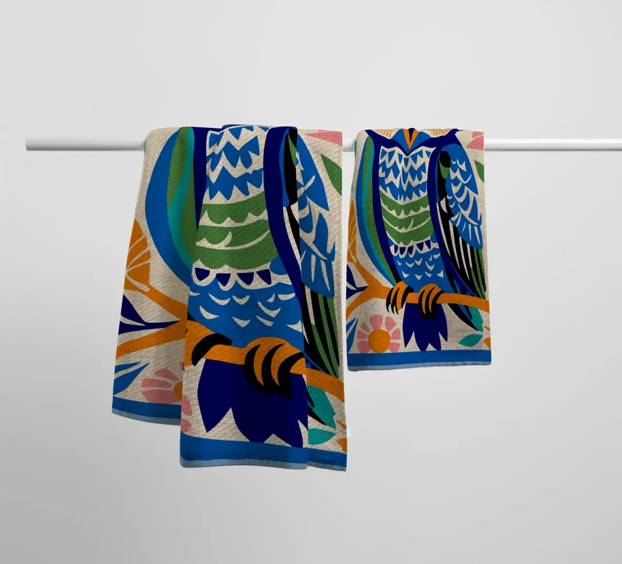 Gufo selvatico blu asciugamano da bagno da Drew Studio