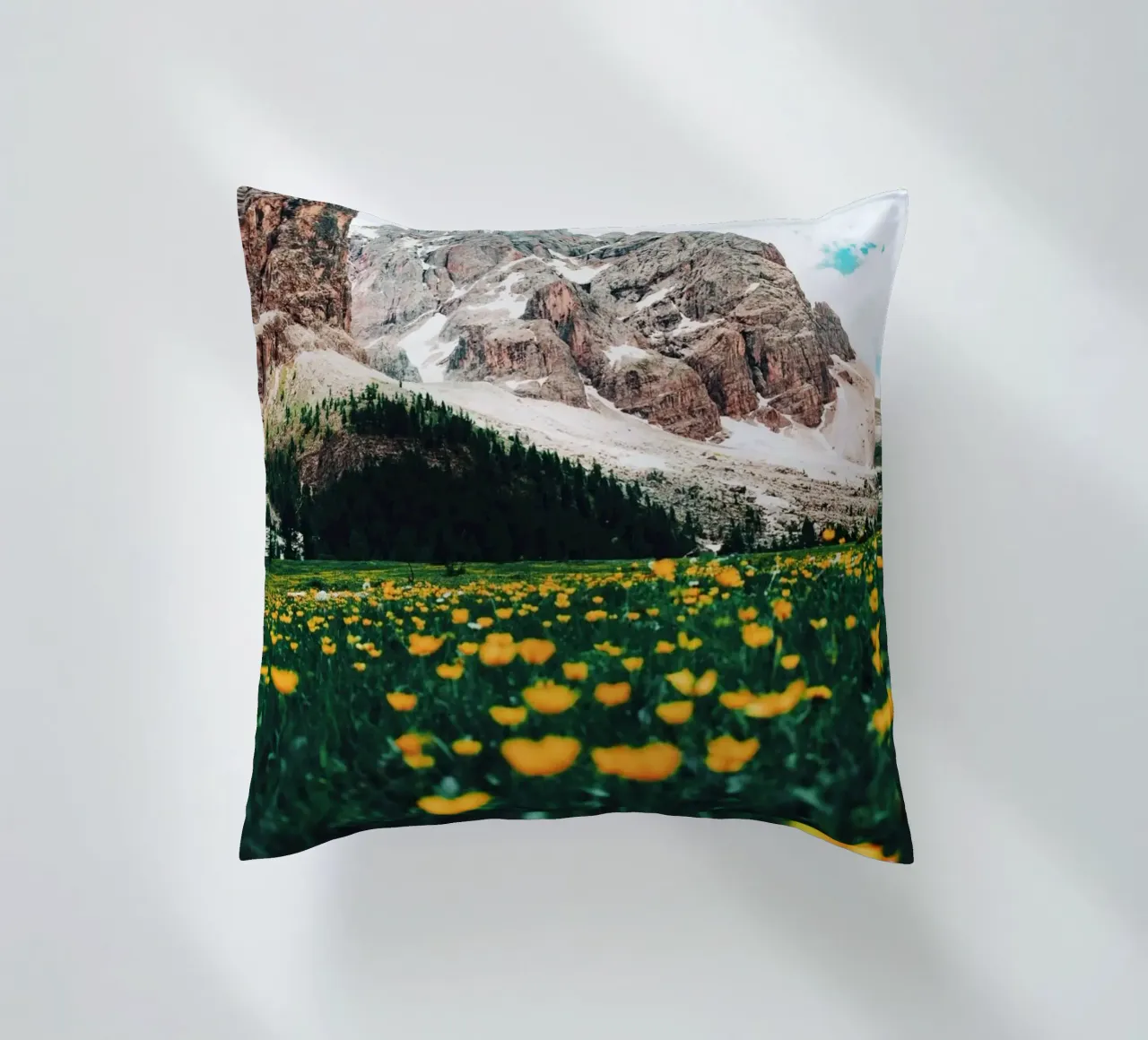 fiori di montagna cuscino da Nature's Palette