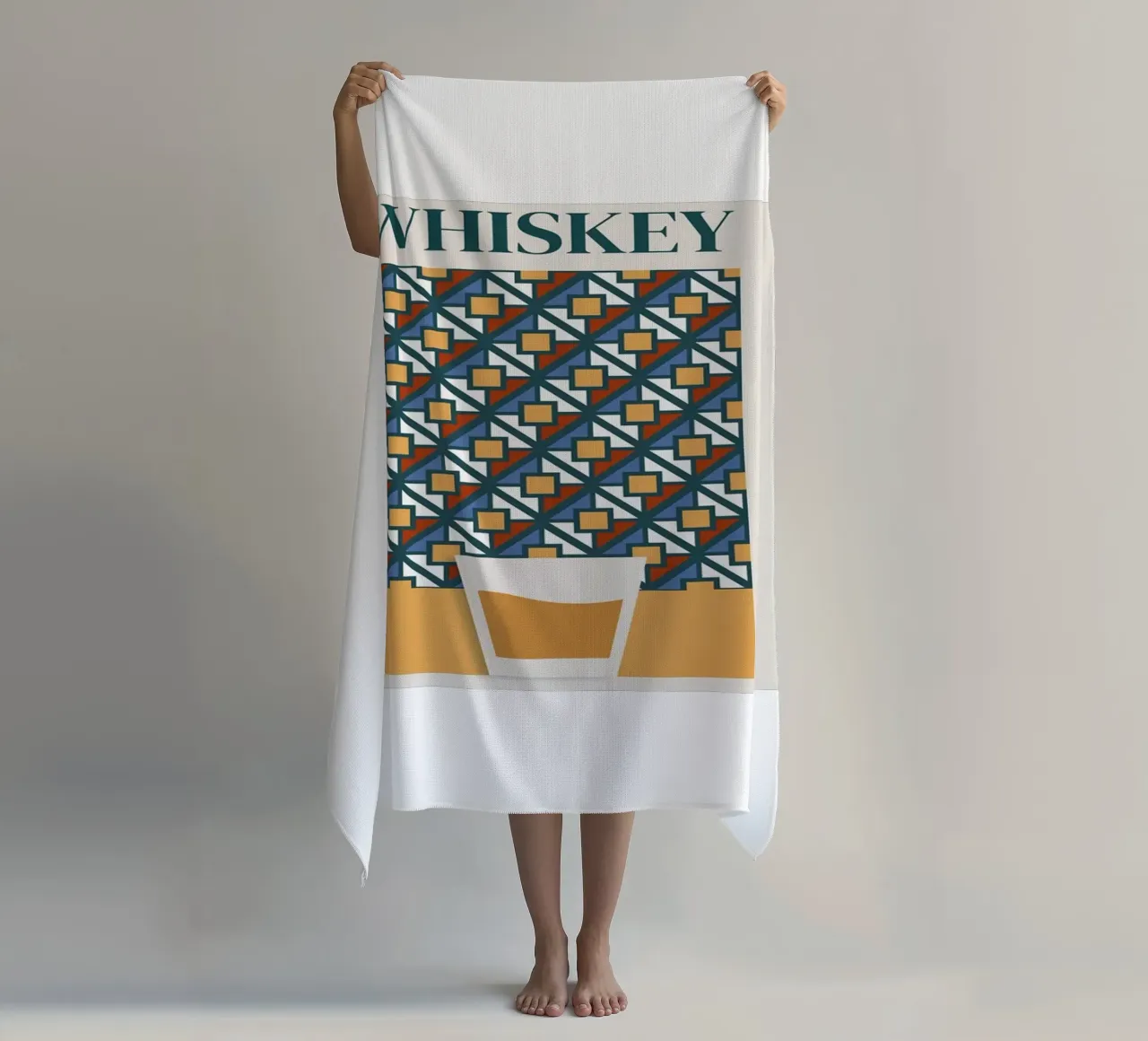 Eeuwenoude moderne drank strandhanddoek van Cocktail Drink