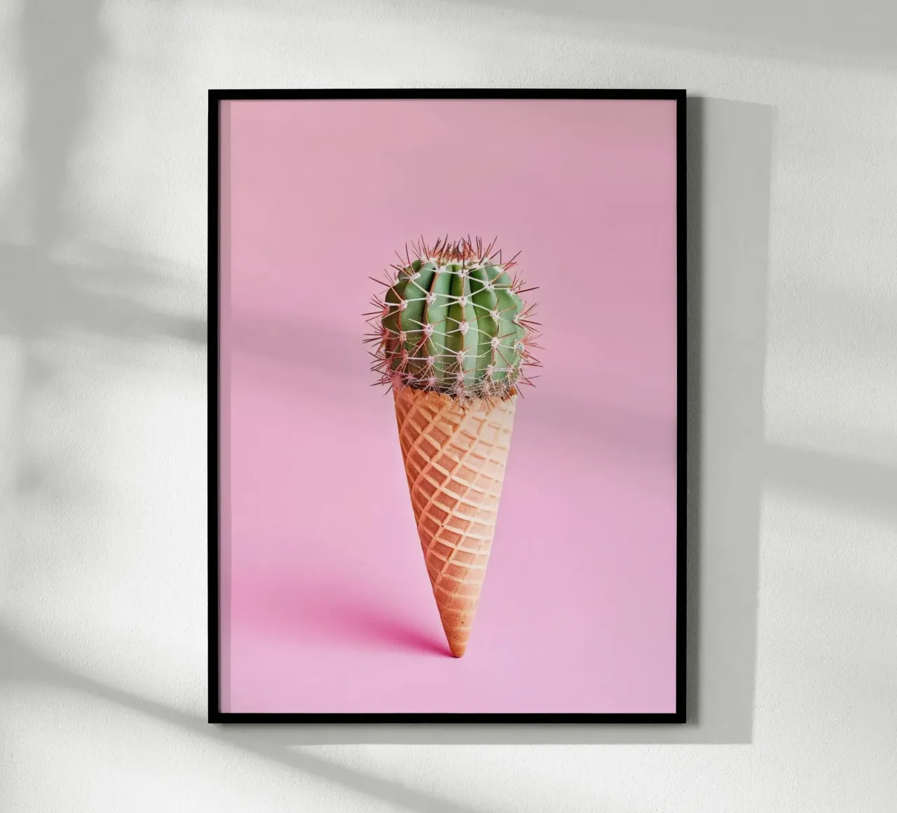 Cono gelato con cactus rosa poster con telaio in alluminio da Yaso Design & Art