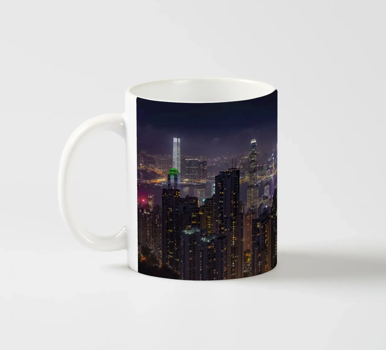 Hongkong di notte tazza in ceramica da thetraveller