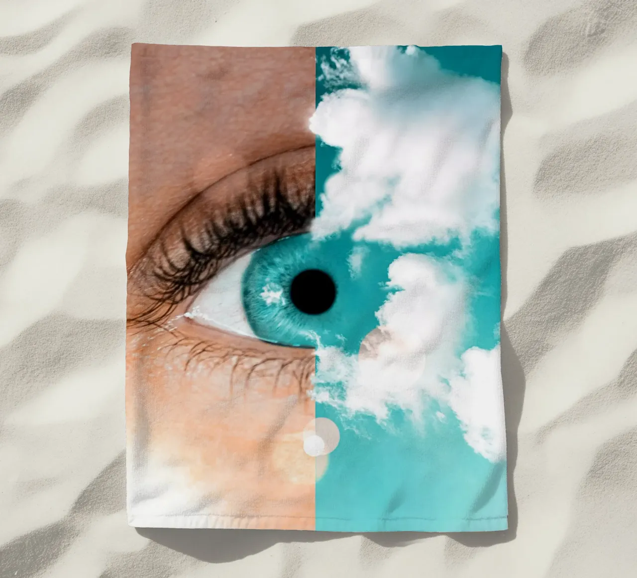 Skeye beach towel by mofartmonica