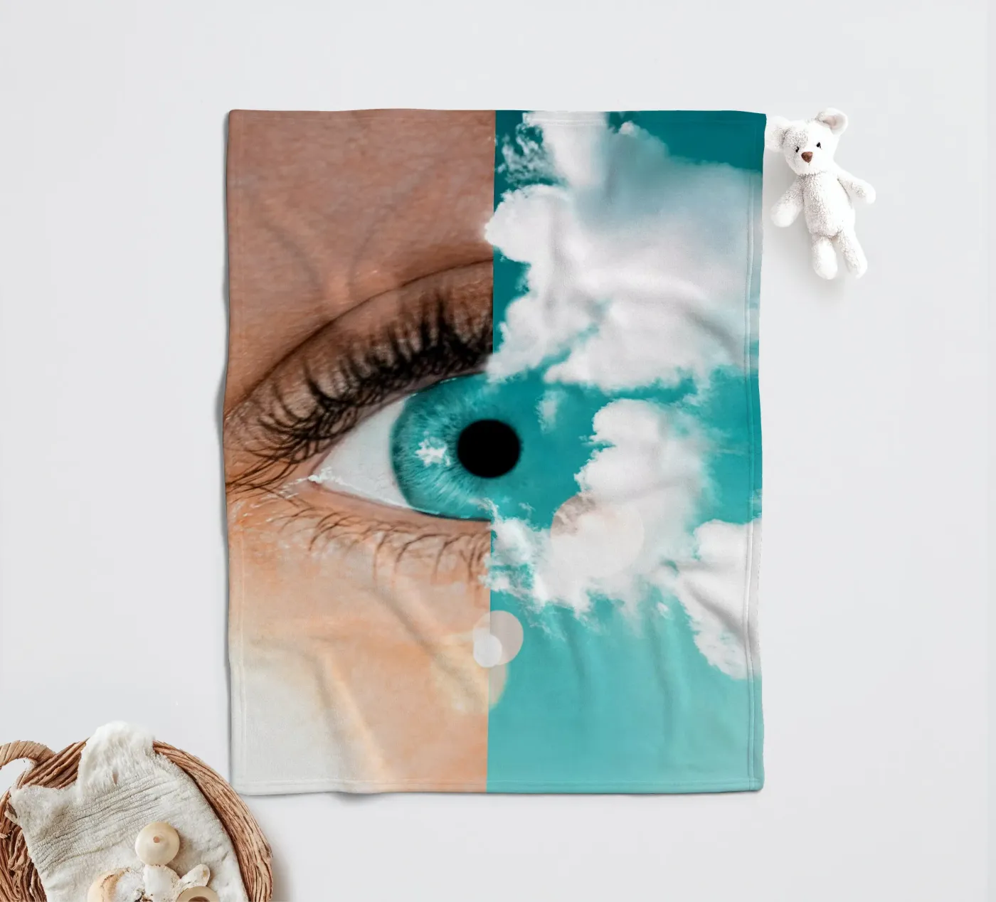 Skeye fleece blanket by mofartmonica
