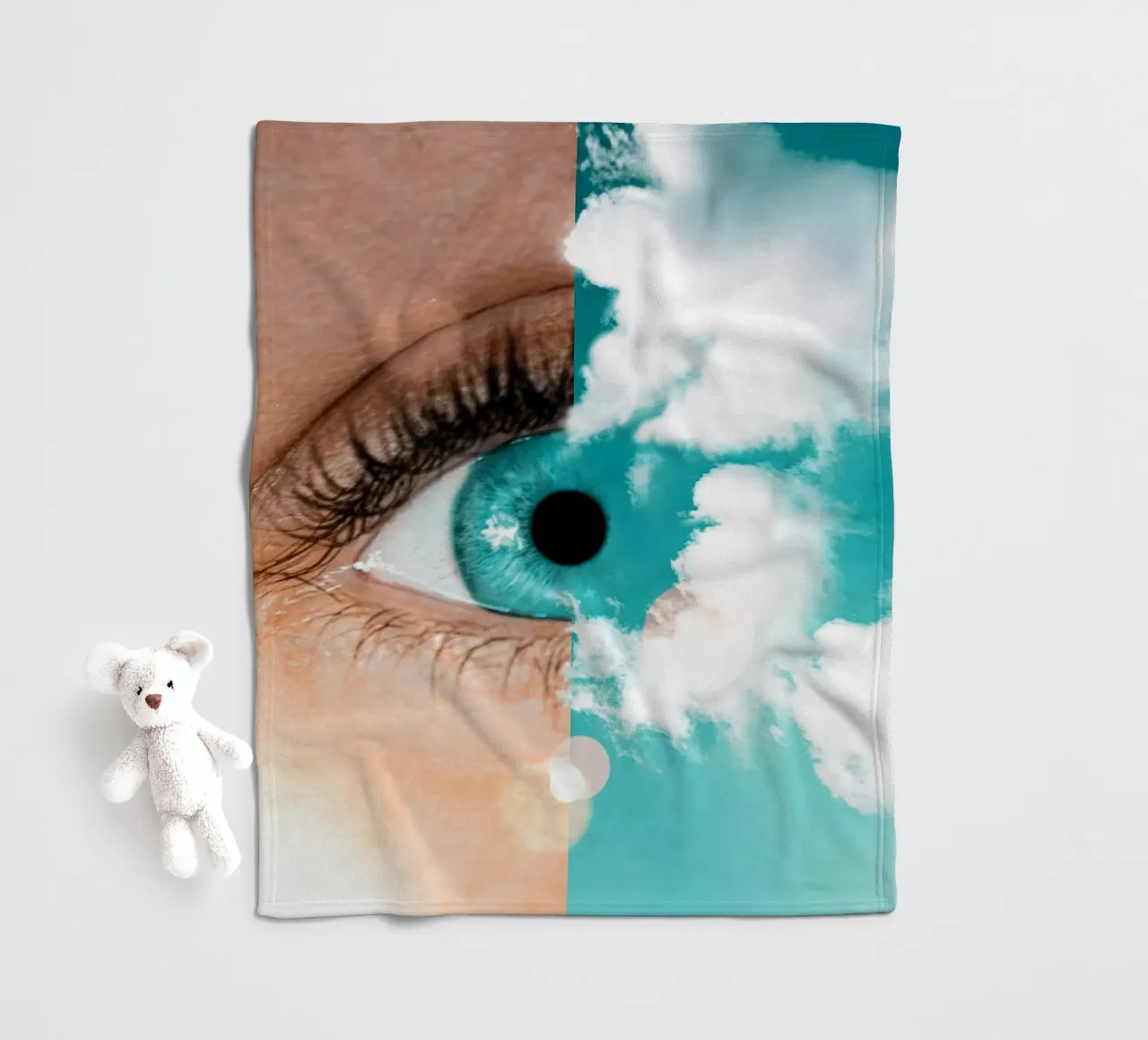 Skeye fleece blanket by mofartmonica