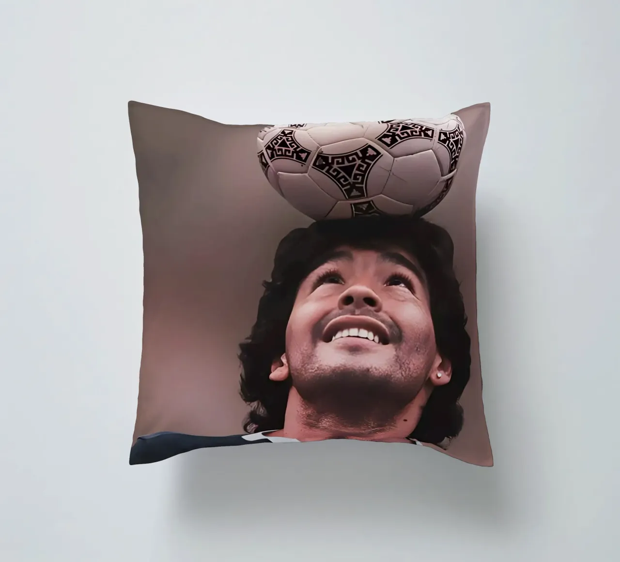 Maradona cuscino da Low poly art