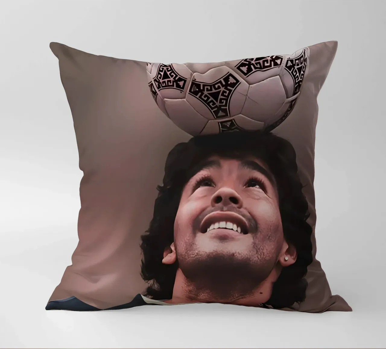 Maradona cuscino da Low poly art