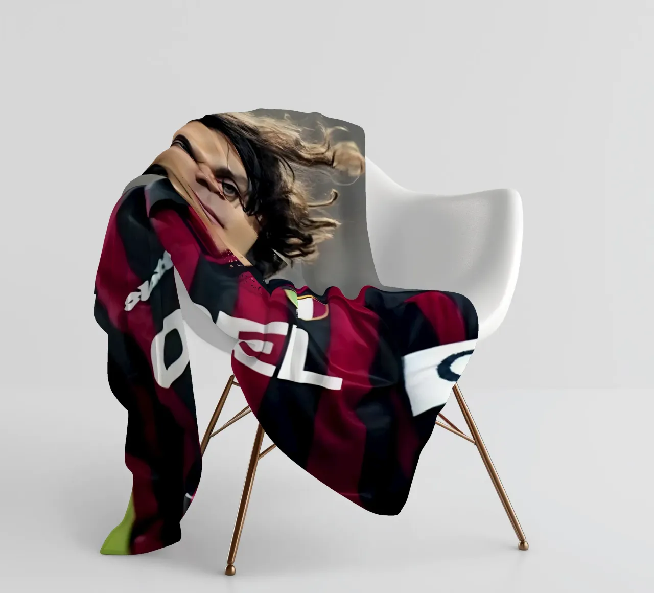 Paolo Maldini coperta in pile da Low poly art
