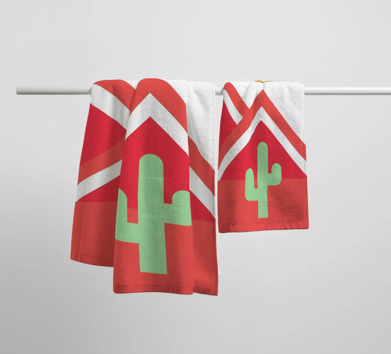Sol, montañas y desierto toalla de baño de Schuhmann Design