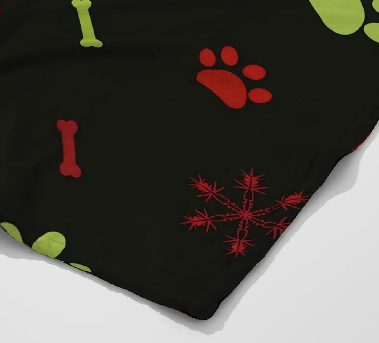Disegno natalizio senza cuciture con impronte di zampe coperta in pile da gulsengunel