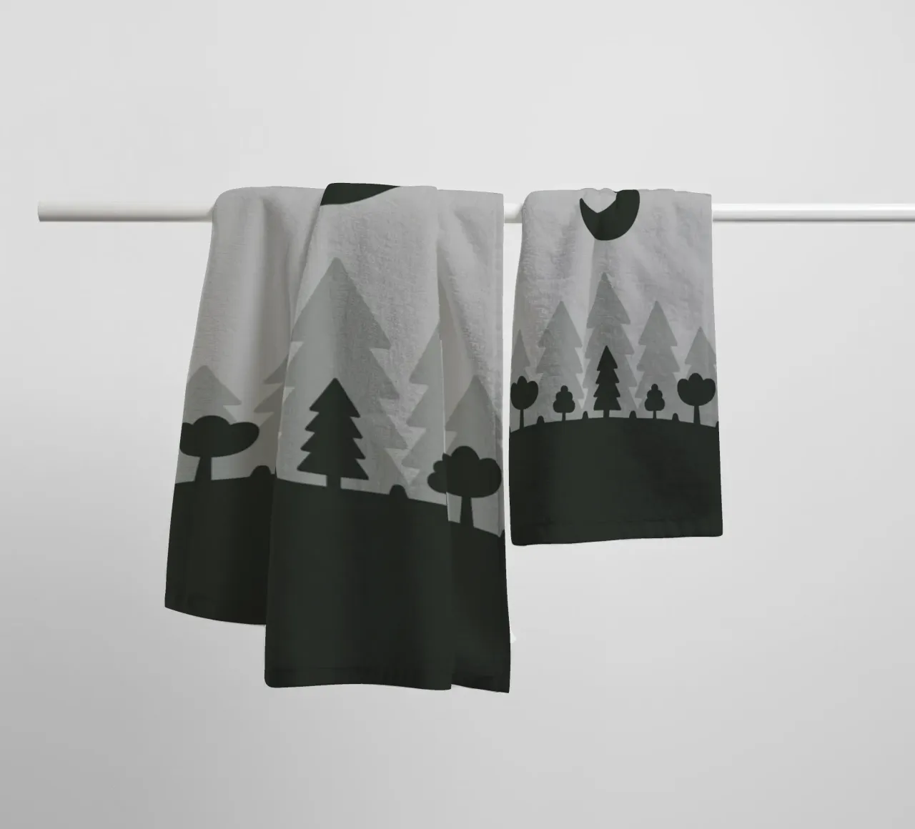 silhouette of trees forest night asciugamano da bagno da Histrol