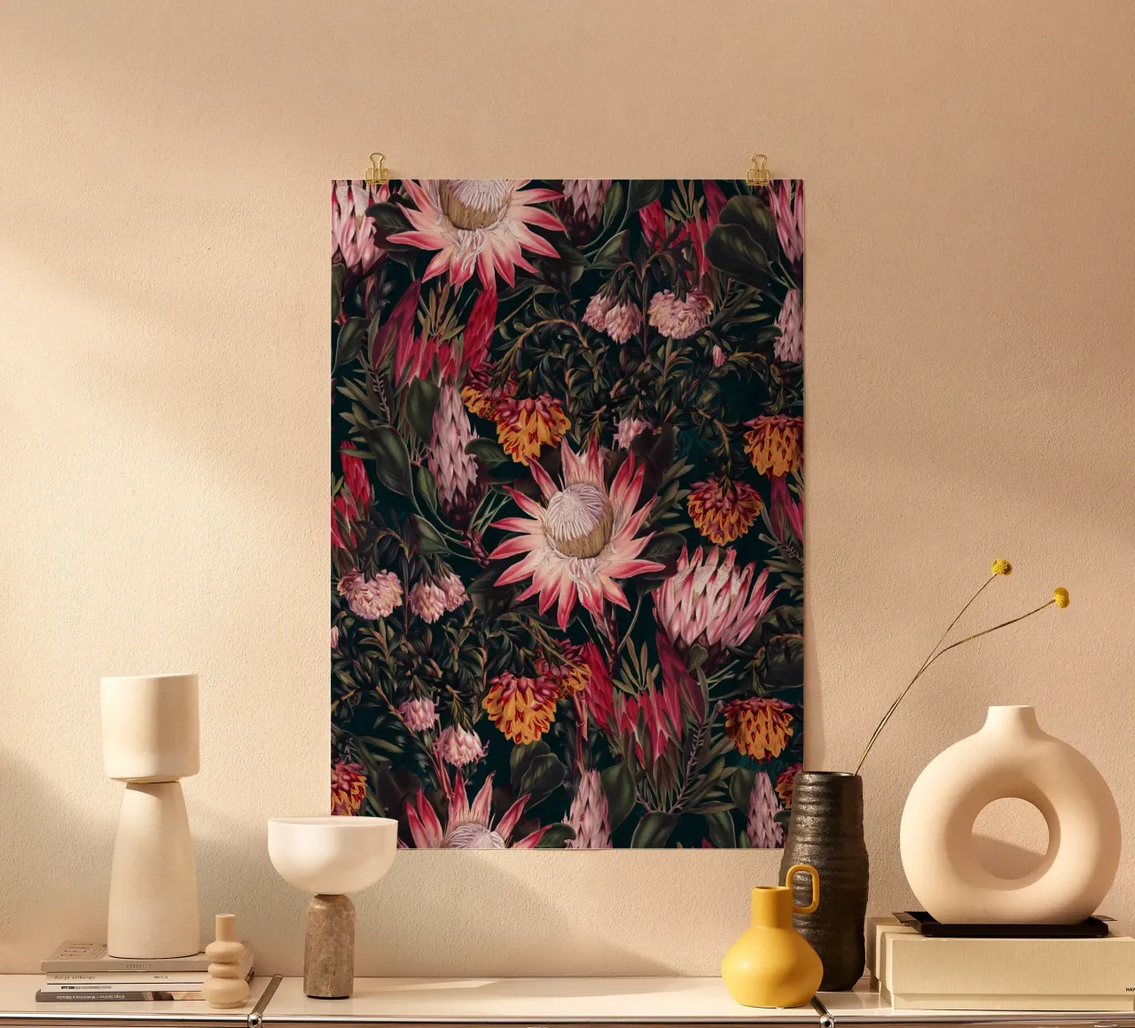 Protea Floral-Night Pattern II poster con telaio in alluminio da burcukorkmazyurek