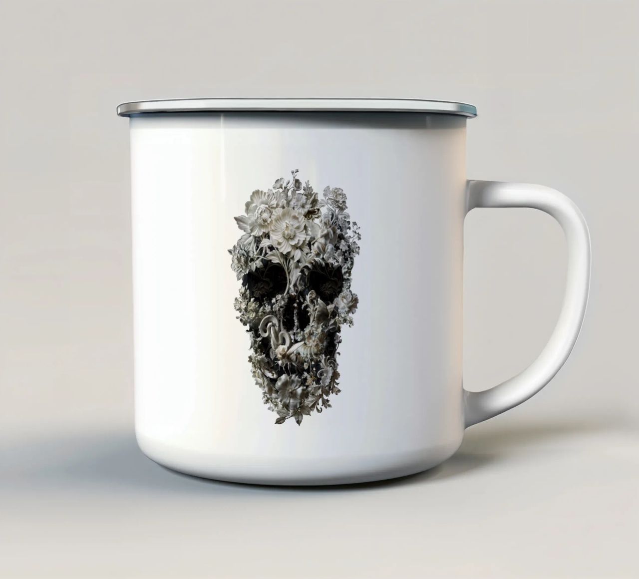 Teschio floreale in marmo tazza in smalto da Ali Gulec