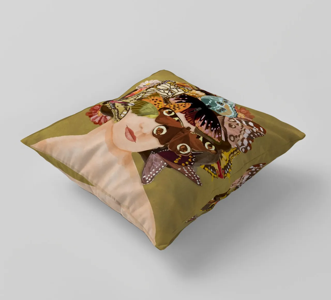 The Right to Beauty decorative cushion by Goed Blauw