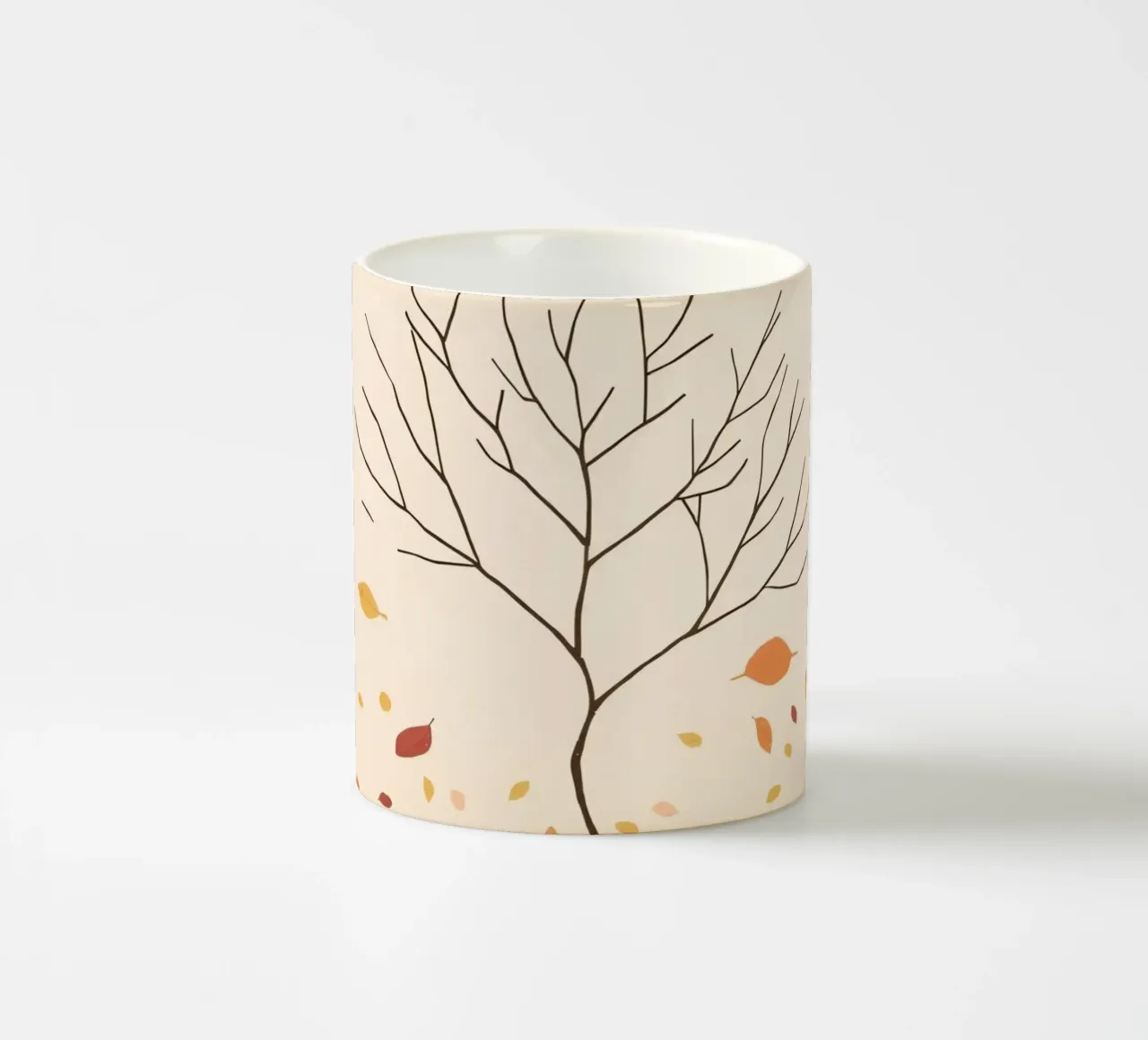 Albero spoglio circondato da foglie cadenti nella stagione autunnale tazza in ceramica da DesignDoodle