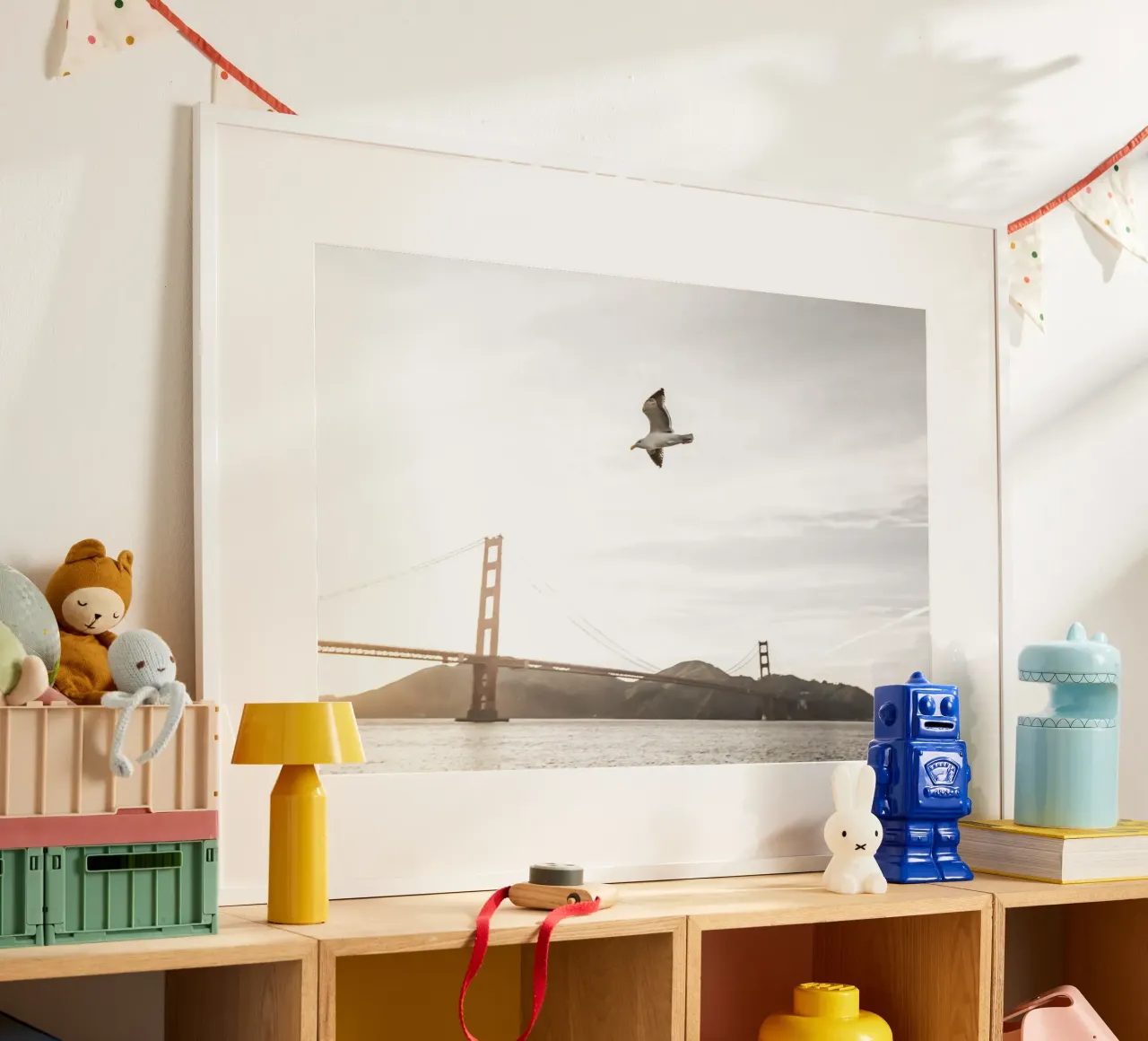 Visione del Golden Gate, San Francisco poster con telaio in alluminio da Wanderlust Vibes