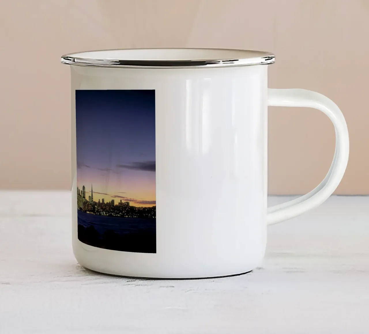 Skyline di San Francisco al crepuscolo, USA tazza in smalto da Wanderlust Vibes