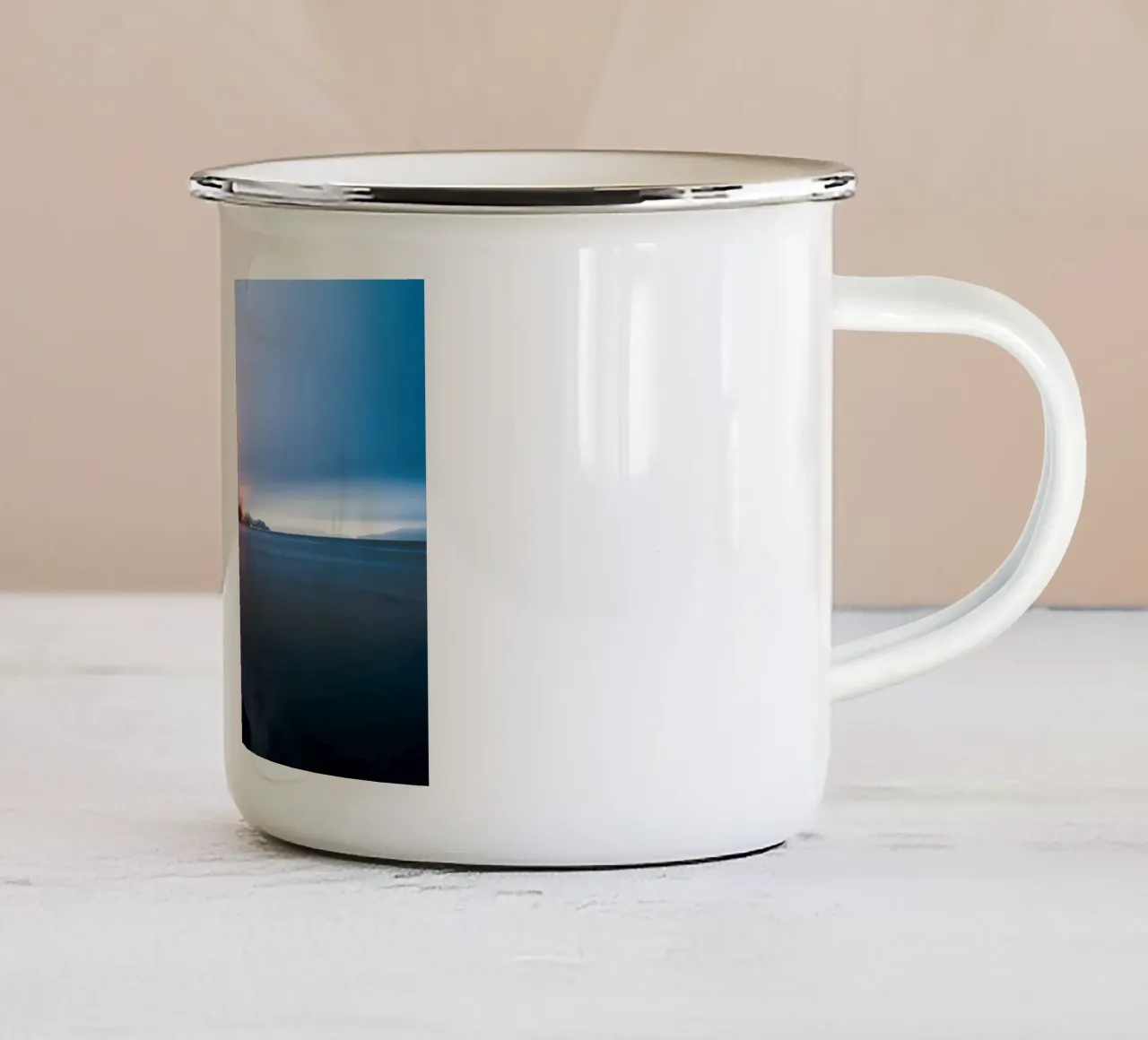 Golden Gate nella nebbia notturna, San Francisco, USA tazza in smalto da Wanderlust Vibes