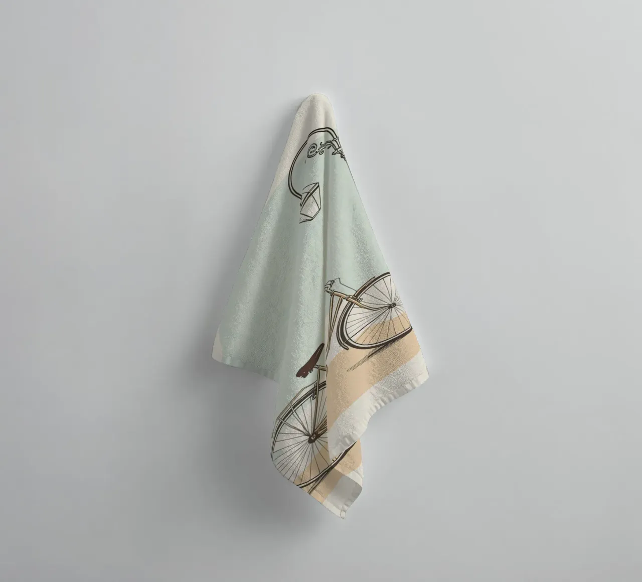 Vélo classique garé près d'un lampadaire ancien serviette de bain de DesignDoodle