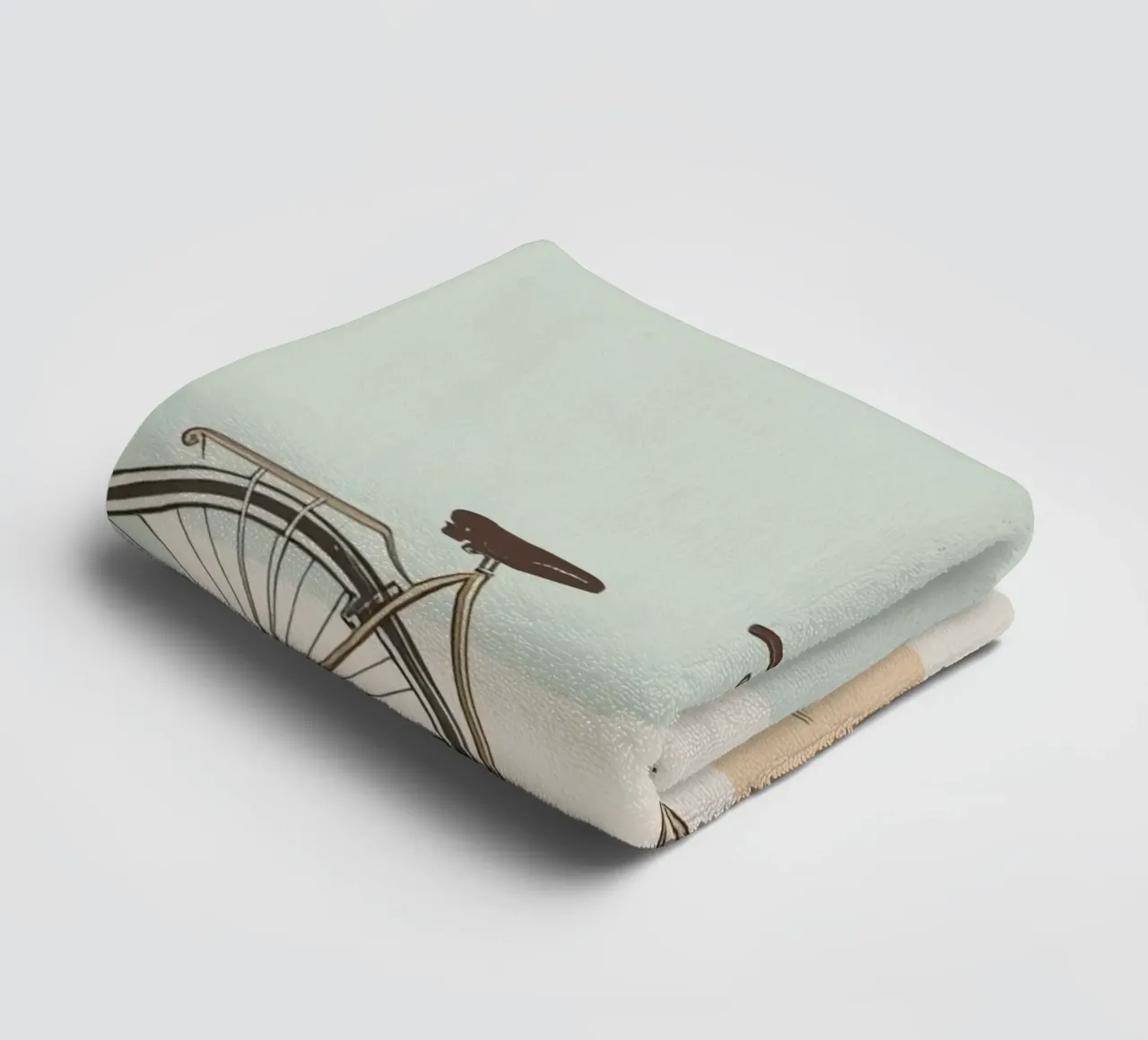 Vélo classique garé près d'un lampadaire ancien serviette de bain de DesignDoodle