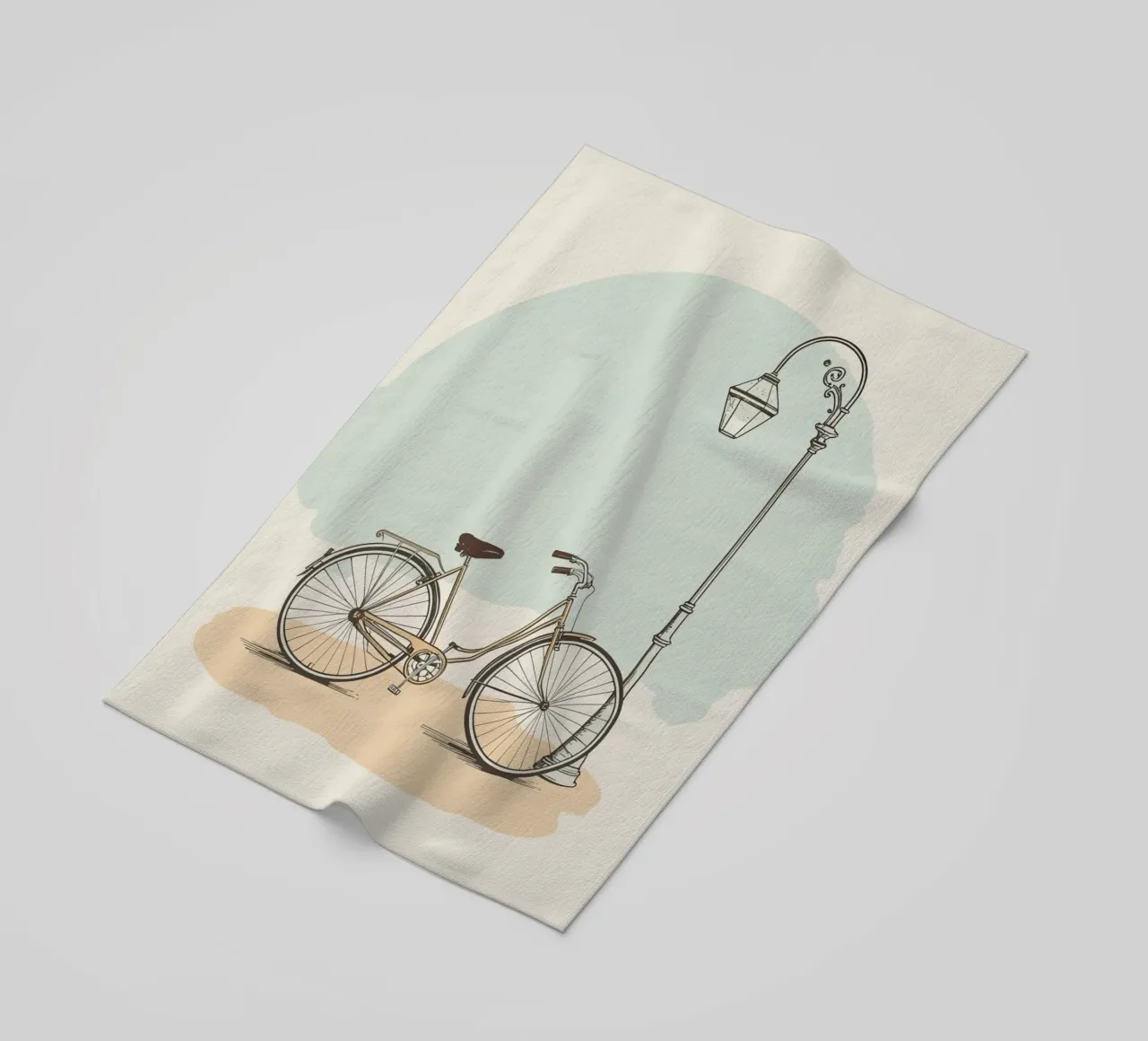 Vélo classique garé près d'un lampadaire ancien serviette de plage de DesignDoodle