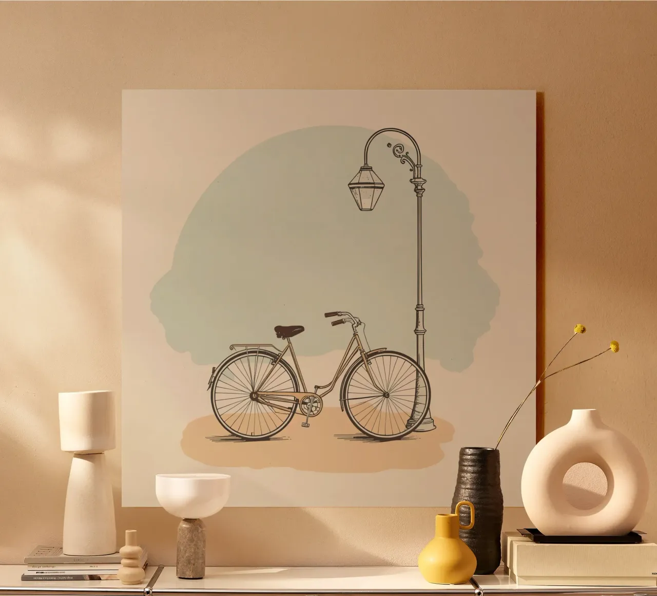 Vélo classique garé près d'un lampadaire ancien plexiglas de DesignDoodle