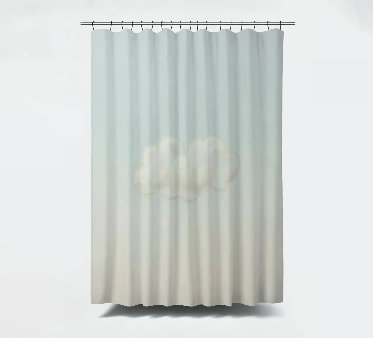 Una soffice nuvola bianca alla deriva in un cielo limpido sopra una terra serena tenda da doccia da DesignDoodle