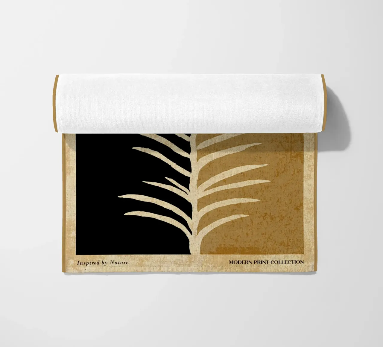 Modernes Naturdesign Strandtuch von Amanda Studio