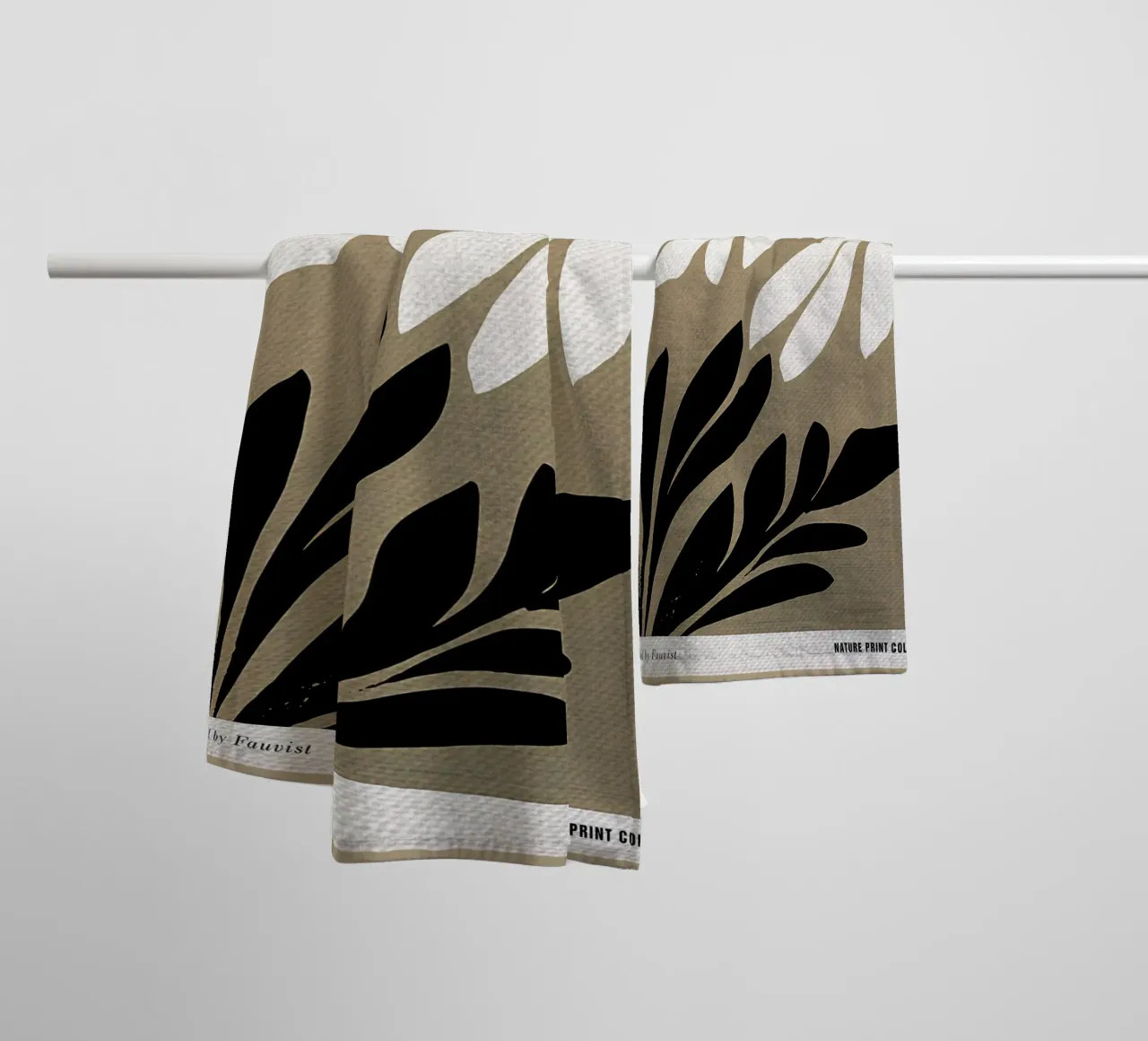 Papieren tuin natuurprint badhanddoek van Amanda Studio