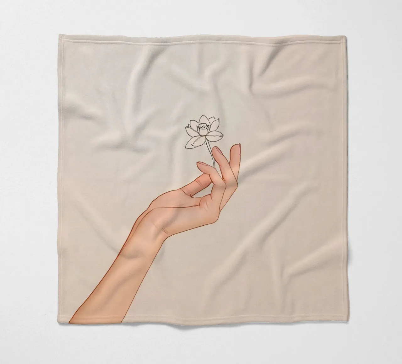 Mano che tiene un fiore delicato su uno sfondo chiaro coperta in pile da DesignDoodle