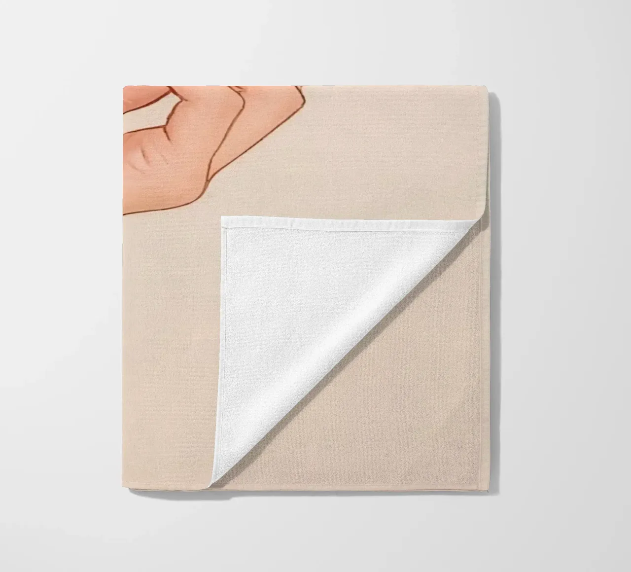Mano che tiene un fiore delicato su uno sfondo chiaro telo mare da DesignDoodle