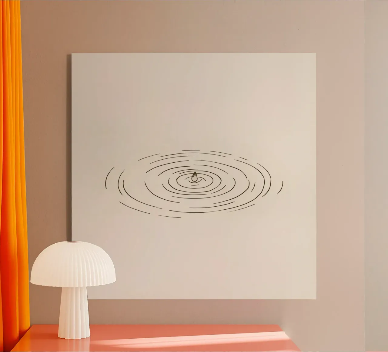 Sich ausbreitende Wellen in ruhigem Wasser, die durch einen einzigen Tropfen entstehen Acryl-Glas von DesignDoodle