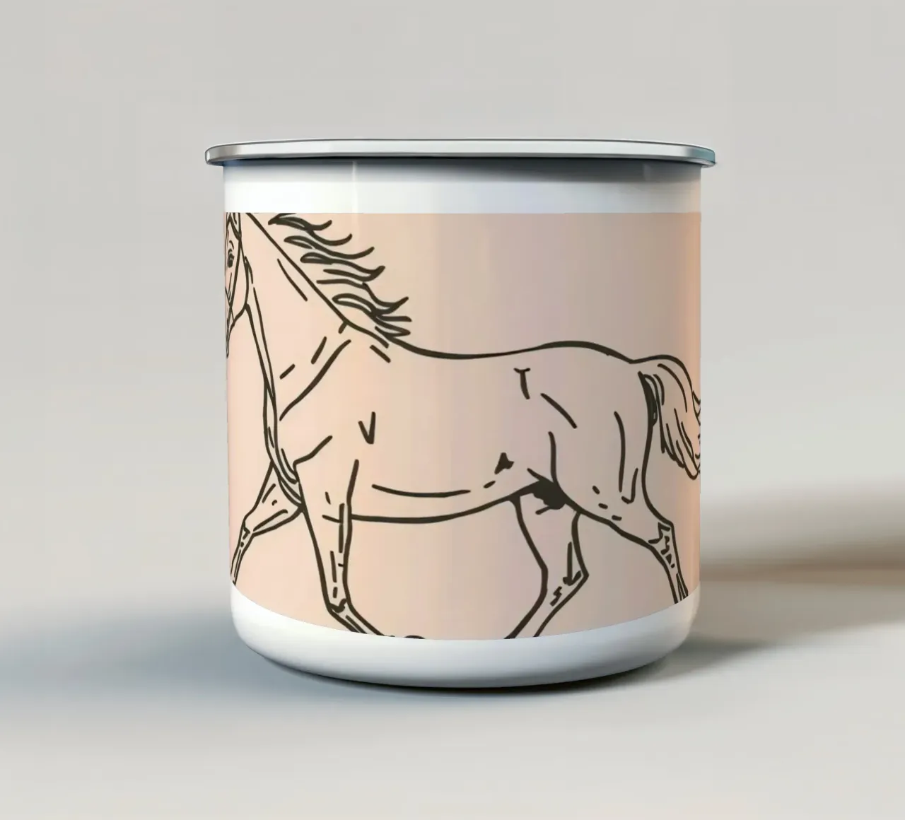 Cavallo che trotta con grazia su uno sfondo pastello tazza in smalto da DesignDoodle
