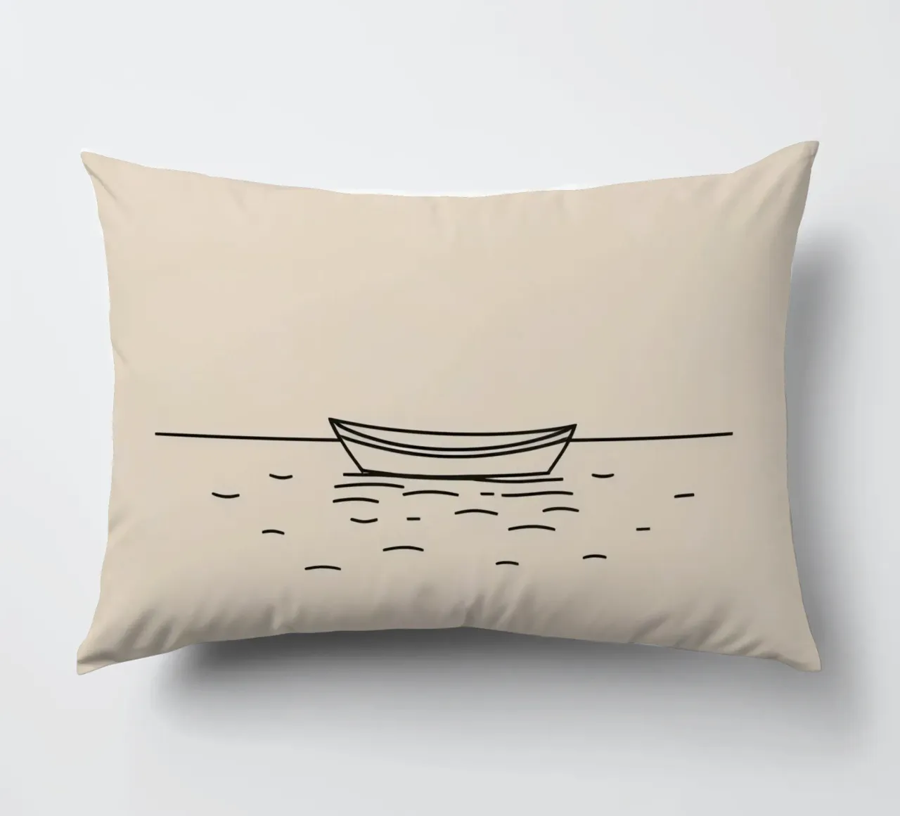 Una semplice barca che galleggia tranquillamente su acque calme all'alba cuscino da DesignDoodle