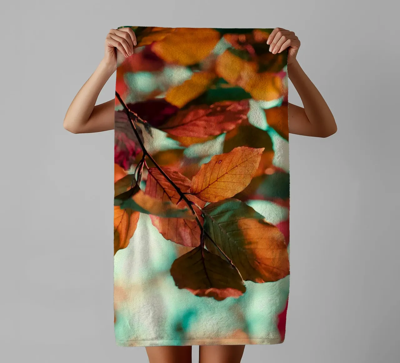 foglie d'autunno fogliame asciugamano da bagno da Earthly Visions