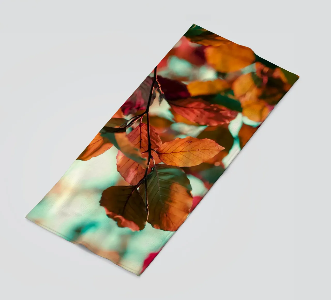 foglie d'autunno fogliame telo mare da Earthly Visions