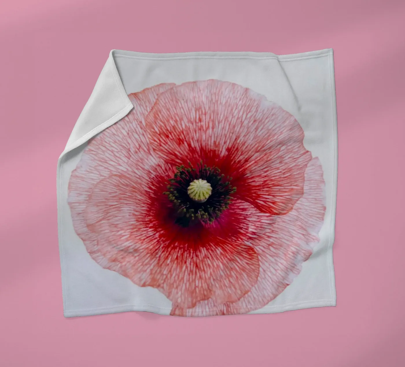 flower poppy Fleecedecke von Earthly Visions