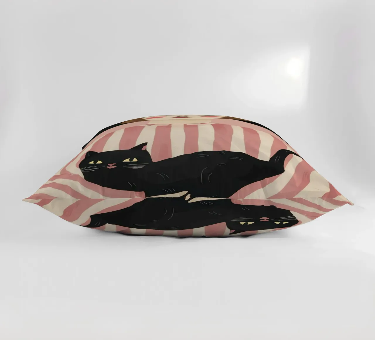 Gatto Noir Muse cuscino da Bring Haven