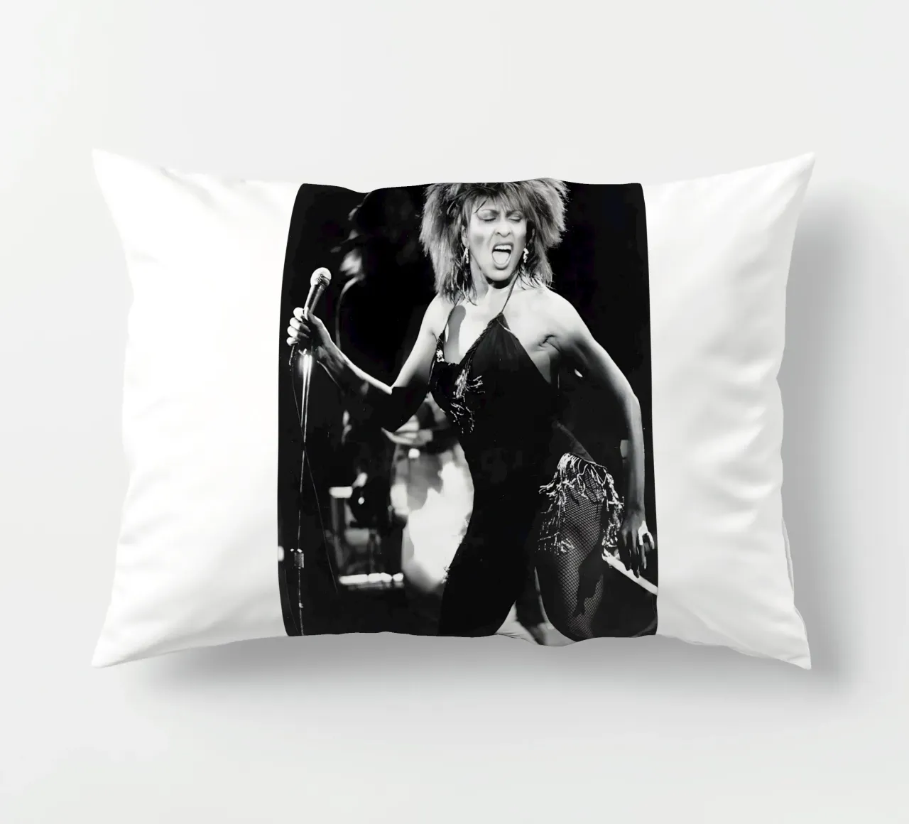 Tina Turner - Concerto cuscino da NEVER OVER SALE